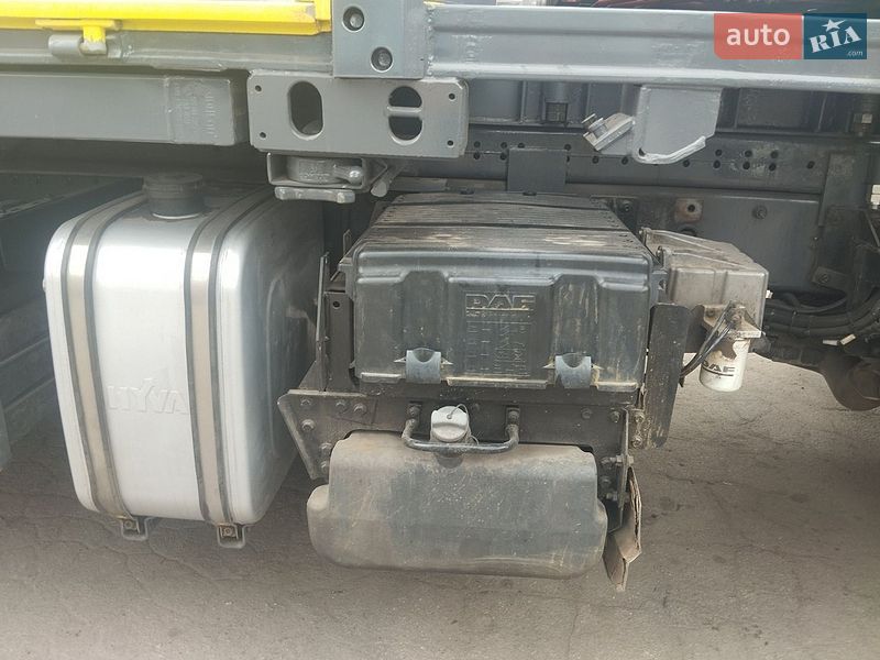 Контейнеровоз DAF FT 2012 в Судовій Вишні