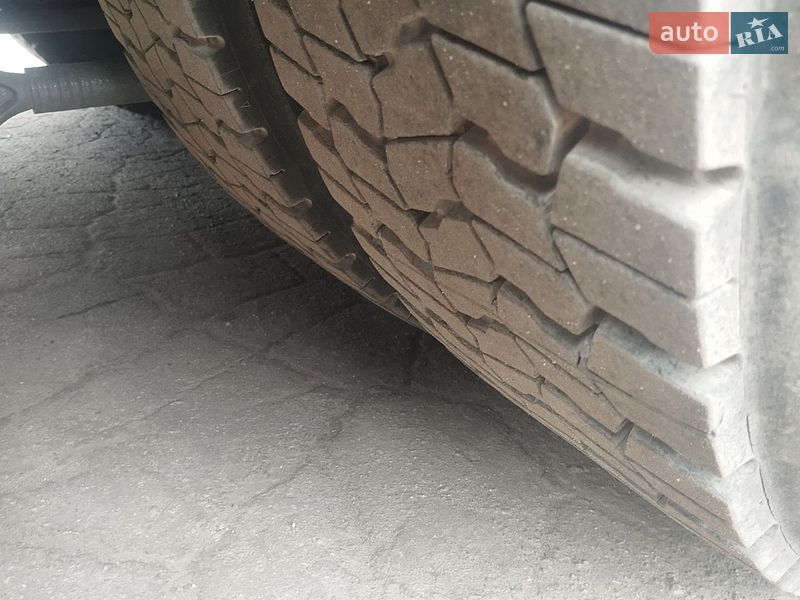 Контейнеровоз DAF FT 2012 в Судовій Вишні