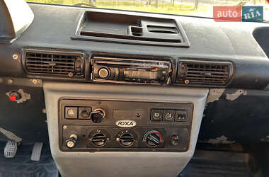 Грузовой фургон DAF LDV Convoy 2005 в 