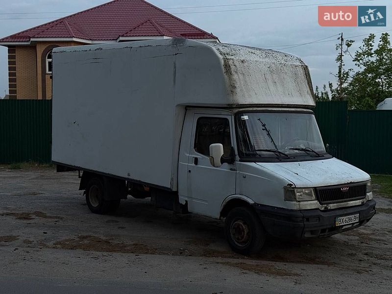 Вантажний фургон DAF LDV Convoy 2003 в Василькові