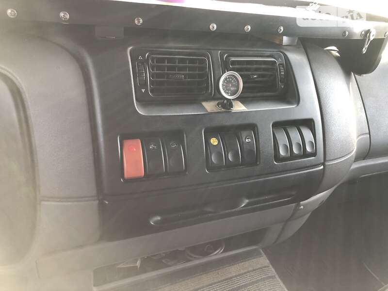 Борт DAF LF 2007 в Киеве