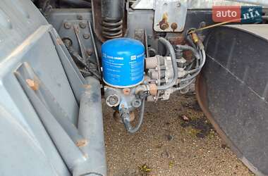 Эвакуатор DAF LF 2004 в Ковеле
