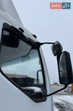 Грузовой фургон DAF LF 2005 в Маневичах