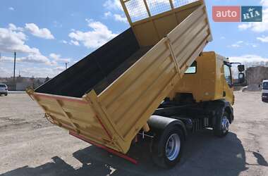Самосвал DAF LF 2013 в 