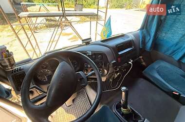 Тентований DAF LF 2001 в 