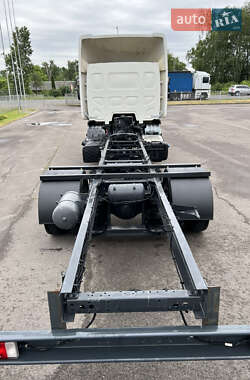 Грузовой фургон DAF LF 2013 в 