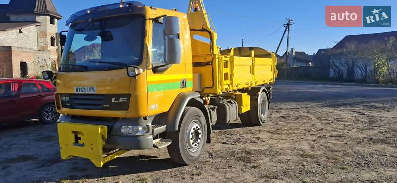 Самосвал DAF LF 2012 в Львове