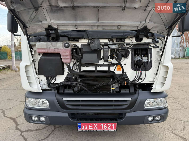 Вантажний фургон DAF LF 2013 в Рівному