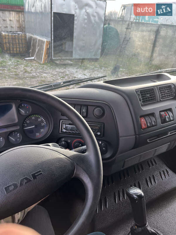 Тентованый DAF LF 2003 в Луцке