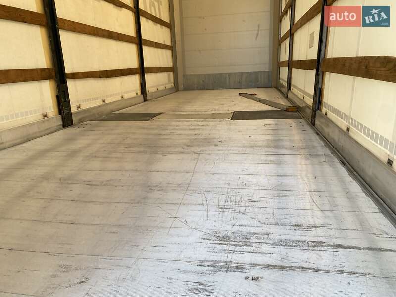 Тентований DAF LF 2016 в Хусті