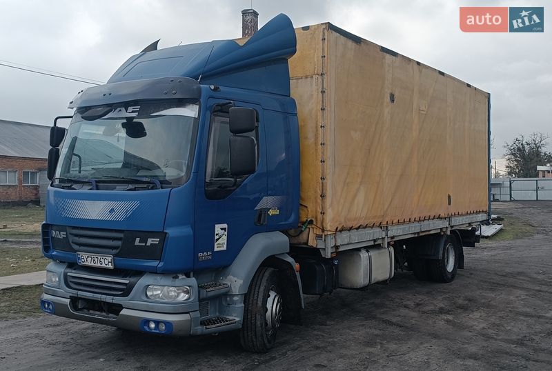 Вантажний фургон DAF LF 2013 в Славуті