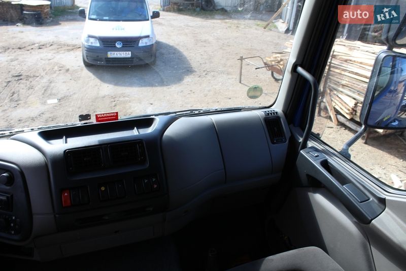 Вантажний фургон DAF LF 2013 в Славуті