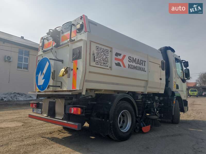 Подметальная машина DAF LF 2015 в Луцке