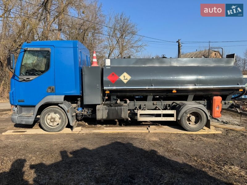 Бензовоз DAF LF 2005 в Киеве