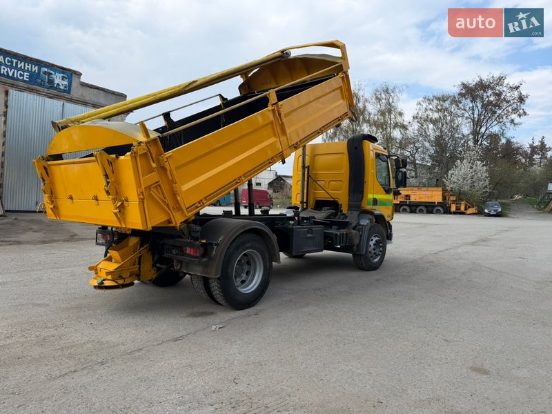 Снегоуборочная машина DAF LF 2013 в Тернополе