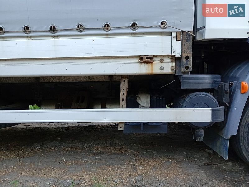 Тентованый DAF LF 2004 в Борисполе
