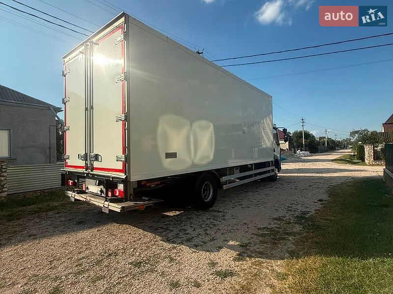 Грузовой фургон DAF LF 2013 в Тернополе