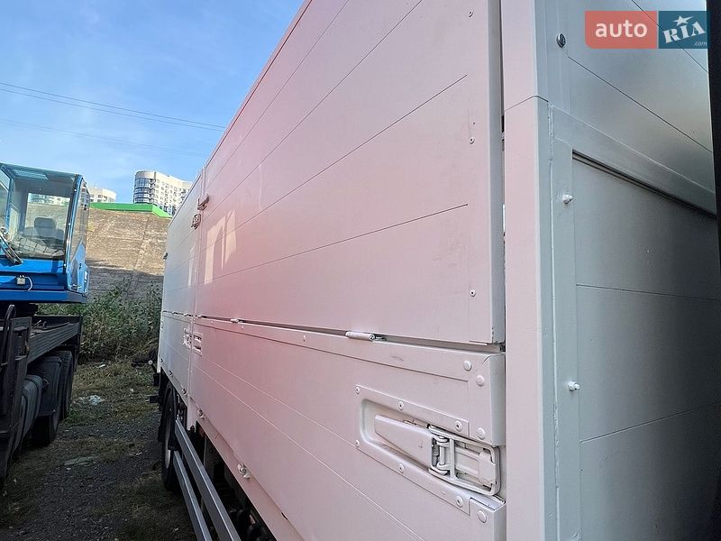 Інші вантажівки DAF LF 2011 в Києві