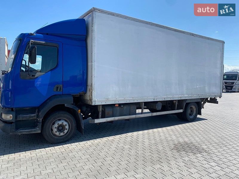 Грузовой фургон DAF LF 2006 в Львове