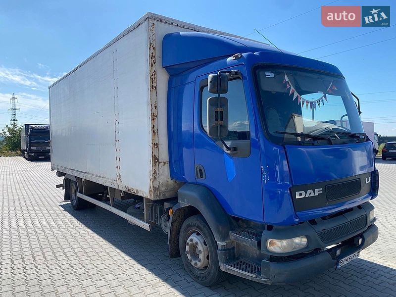 Грузовой фургон DAF LF 2006 в Львове