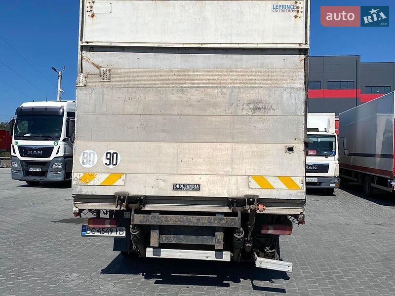 Грузовой фургон DAF LF 2006 в Львове