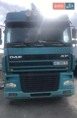 Тентованый DAF TE 2004 в 