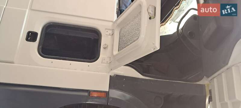 Тягач DAF TE 1999 в Крыжополе