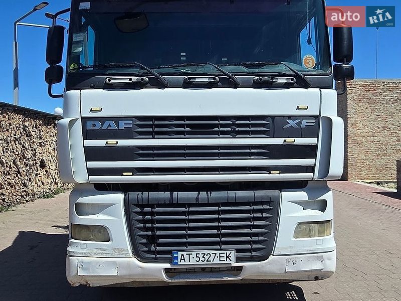 Тягач DAF TE 2005 в Ивано-Франковске