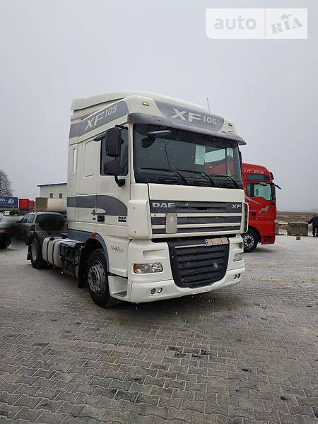 Тягач DAF XF 105 2007 в Ровно