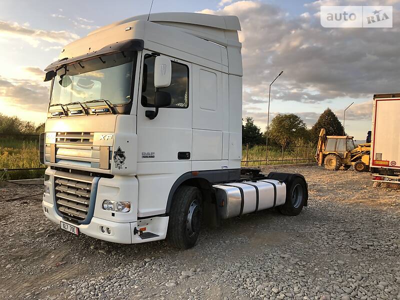 Тягач DAF XF 105 2011 в Тячеве