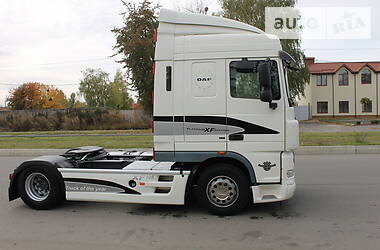 Тягач DAF XF 105 2010 в Виннице