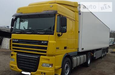 Тягач DAF XF 105 2007 в Черновцах