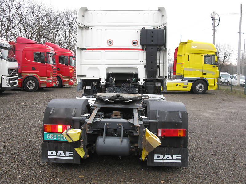 Тягач DAF XF 105 2011 в Черновцах
