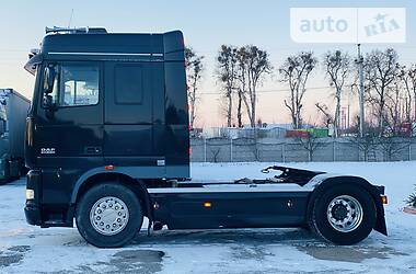 Тягач DAF XF 105 2011 в 