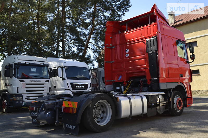 Тягач DAF XF 105 2010 в Хусте