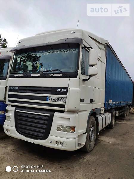 Тягач DAF XF 105 2006 в Калуше