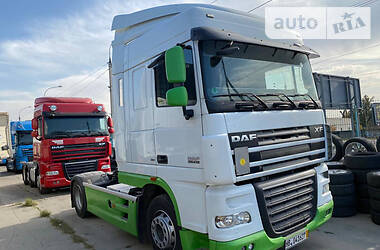 Тягач DAF XF 105 2012 в Олешках