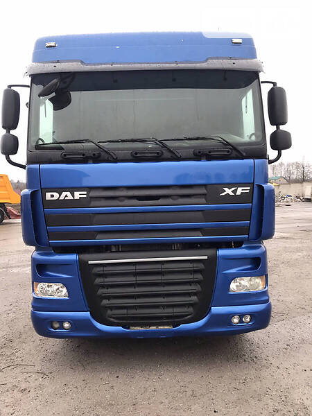 Тягач DAF XF 105 2010 в Виннице