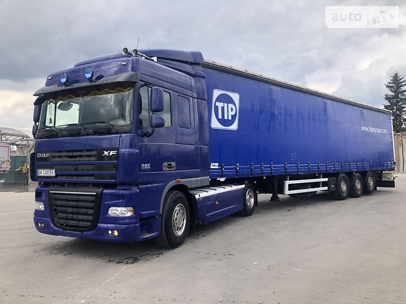 Тягач DAF XF 105 2010 в Рокитном