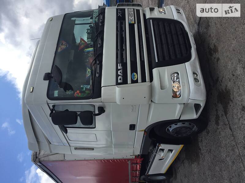 Тягач DAF XF 105 2007 в Львові