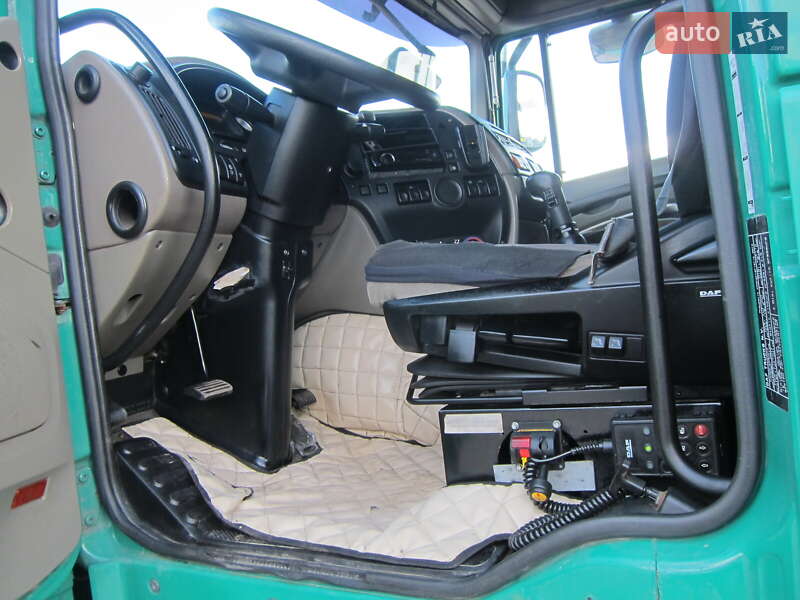 Тягач DAF XF 105 2009 в Виннице