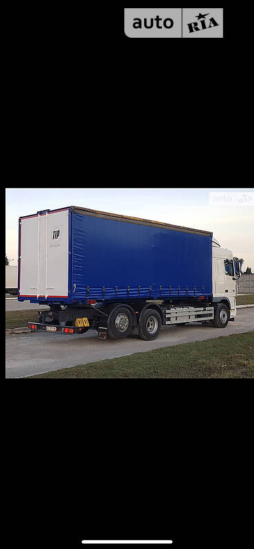 Контейнеровоз DAF XF 105 2010 в Кривом Роге
