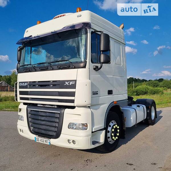 Тягач DAF XF 105 2014 в 