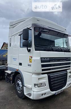 Тягач DAF XF 105 2011 в 