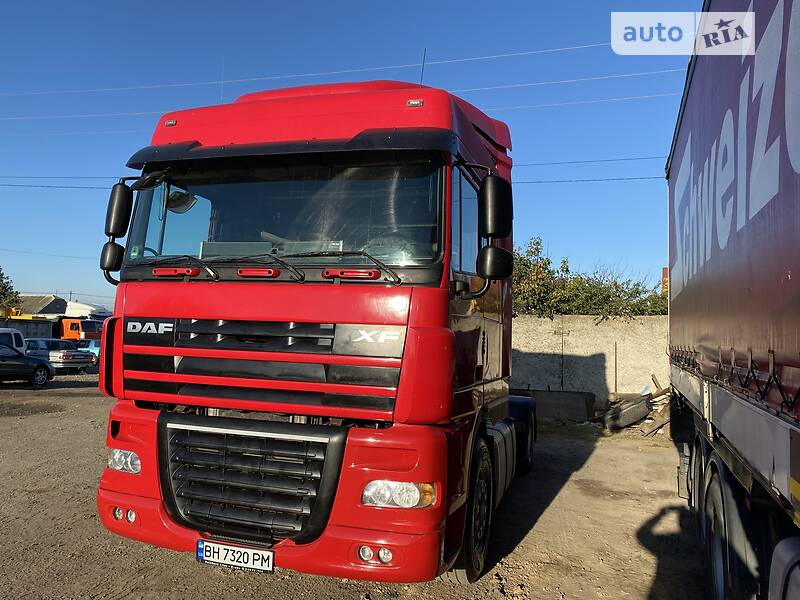 Тягач DAF XF 105 2006 в Одессе