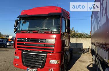 Тягач DAF XF 105 2006 в 