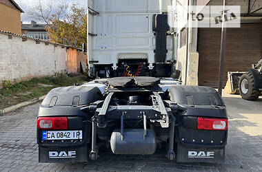 Тягач DAF XF 105 2012 в 