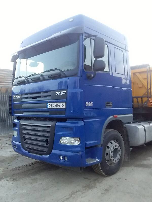 Тягач DAF XF 105 2012 в Івано-Франківську