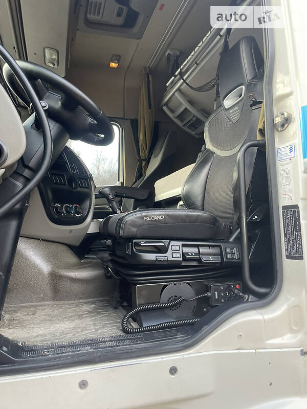 Тягач DAF XF 105 2012 в Днепре