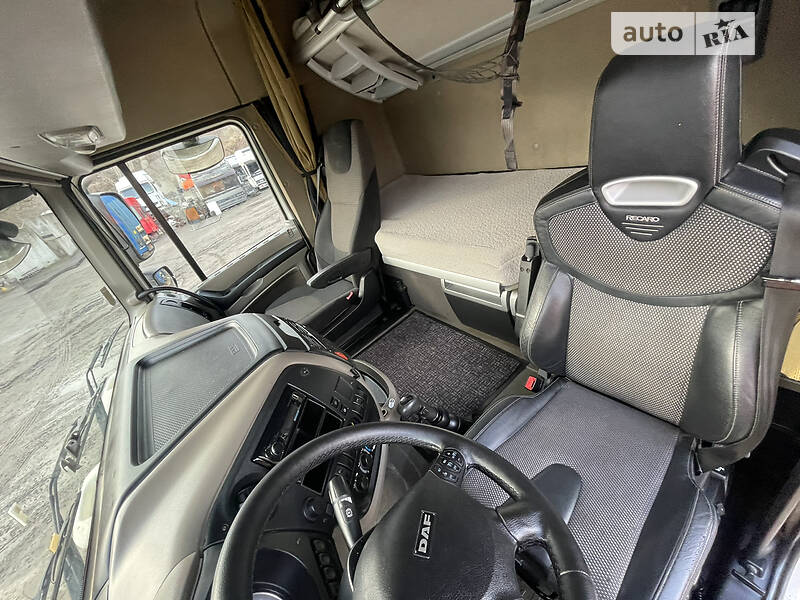 Тягач DAF XF 105 2012 в Днепре